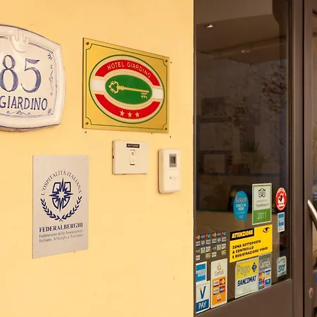 Parking Hotel Giardino-2